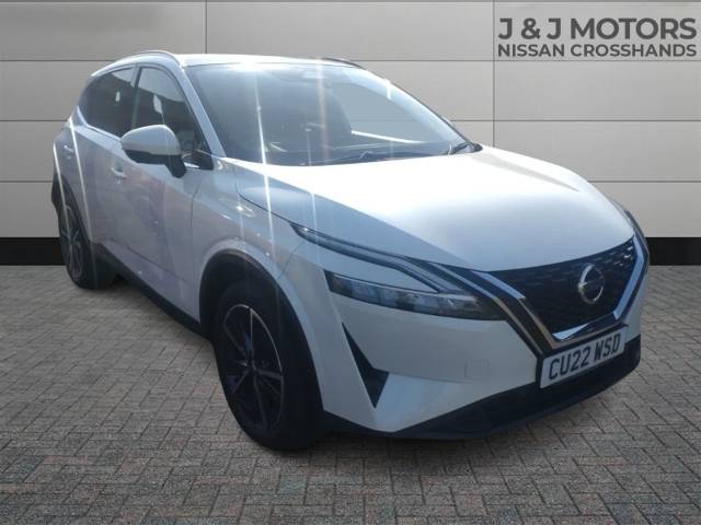 Nissan Qashqai 1.3 DiG-T MH Tekna 5dr Hatchback Petrol White