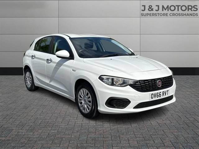 Fiat Tipo 1.4 Easy 5dr Hatchback Petrol White