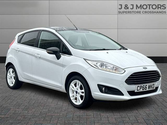 Ford Fiesta 1.0 EcoBoost Zetec White 5dr Hatchback Petrol White