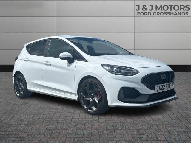 Ford Fiesta 1.5 FIESTA ST-3 TURBO Hatchback Petrol White