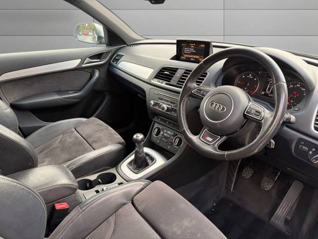 2015 Audi Q3 2.0 TDI Quattro S Line Plus 5dr