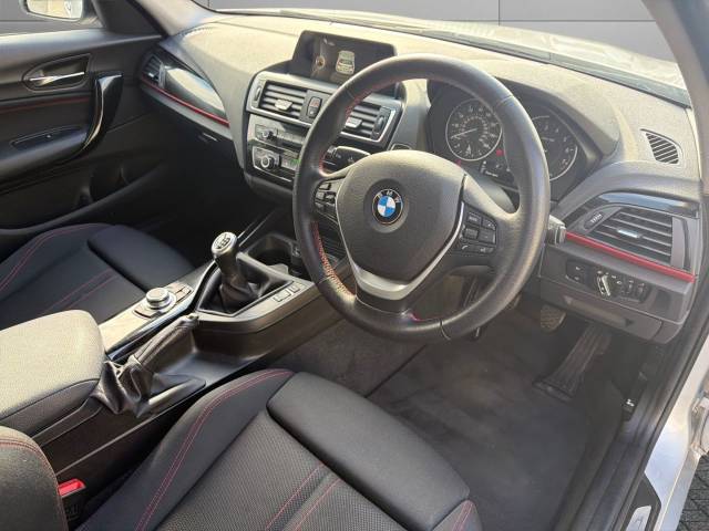 2017 BMW 1 Series 118i [1.5] Sport 5dr [Nav]