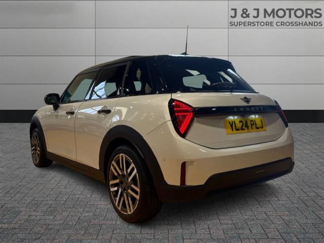 2024 Mini Cooper 1.5 C Classic 5dr Auto