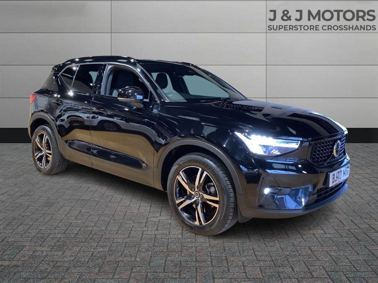 2023 Volvo XC40