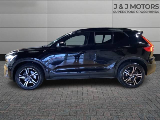 2023 Volvo XC40 2.0 B4P Plus Dark 5dr Auto