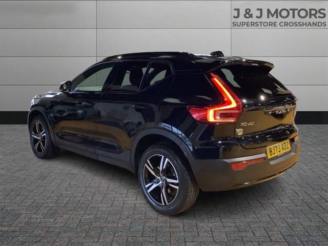 2023 Volvo XC40 2.0 B4P Plus Dark 5dr Auto