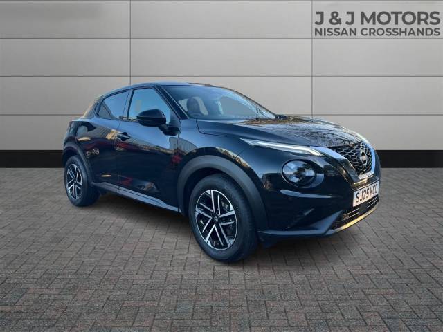 Nissan Juke 1.0 DiG-T N-Connecta 5dr Hatchback Petrol Black