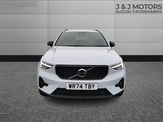 2024 Volvo XC40 2.0 B4P Plus Dark 5dr Auto