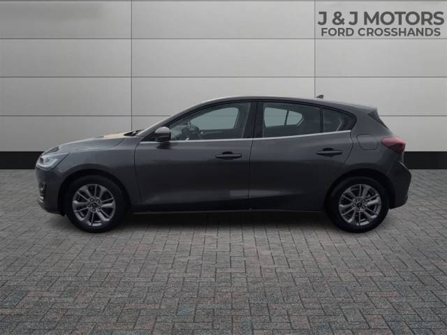2025 Ford Focus 1.0 EcoBoost Hybrid mHEV Titanium 5dr