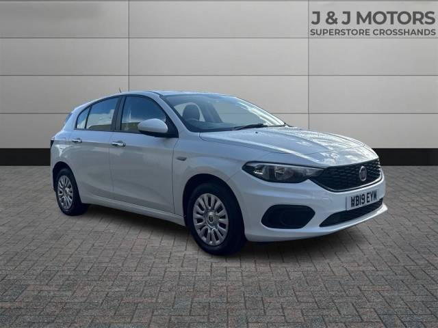 Fiat Tipo 1.4 Easy 5dr Hatchback Petrol White