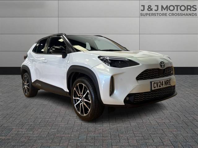 Toyota Yaris Cross 1.5 Hybrid GR Sport 5dr CVT Hatchback Petrol / Electric Hybrid White/black