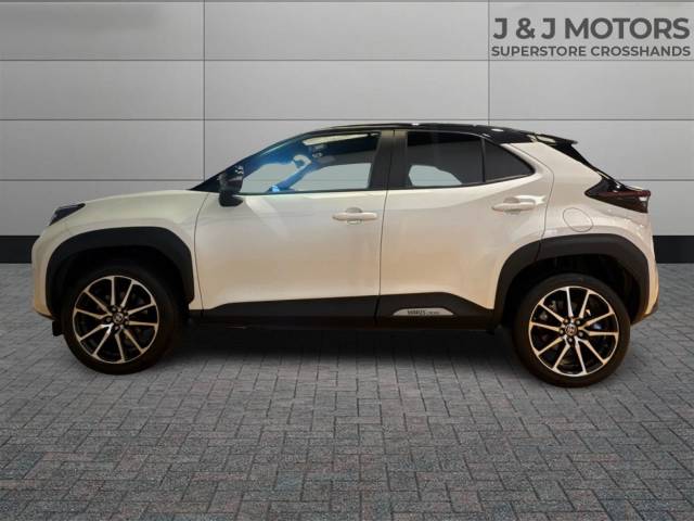 2024 Toyota Yaris Cross 1.5 Hybrid GR Sport 5dr CVT
