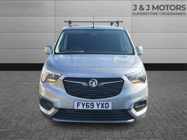 2019 Vauxhall Combo Cargo 2300 1.6 Turbo D 100ps H1 Sportive Van