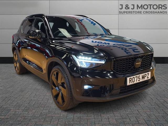 Volvo XC40 2.0 B4P Plus Black Edition 5dr Auto Estate Petrol Black