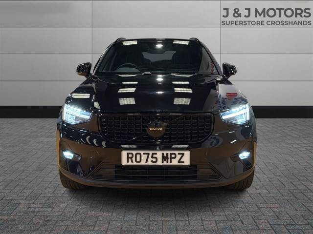 2025 Volvo XC40 2.0 B4P Plus Black Edition 5dr Auto