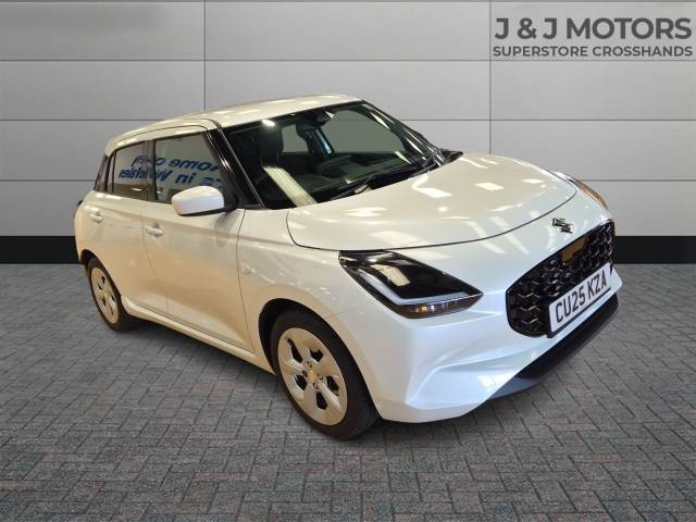 Suzuki Swift 1.2 Mild Hybrid Motion 5dr Hatchback Petrol White