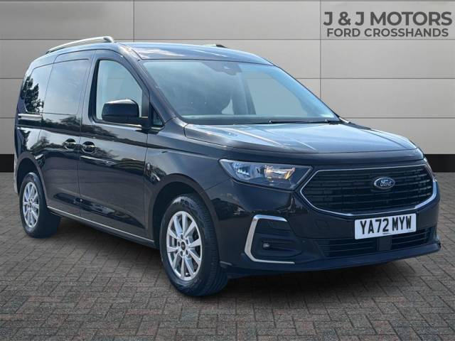 Ford Tourneo Connect 2.0 EcoBlue Titanium 5dr MPV Diesel Black