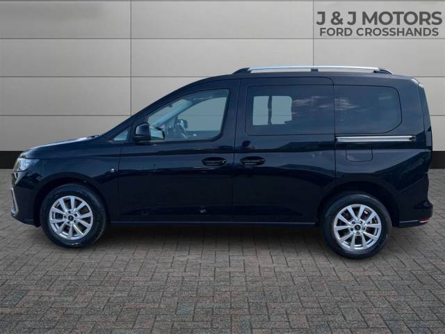 2023 Ford Tourneo Connect 2.0 EcoBlue Titanium 5dr