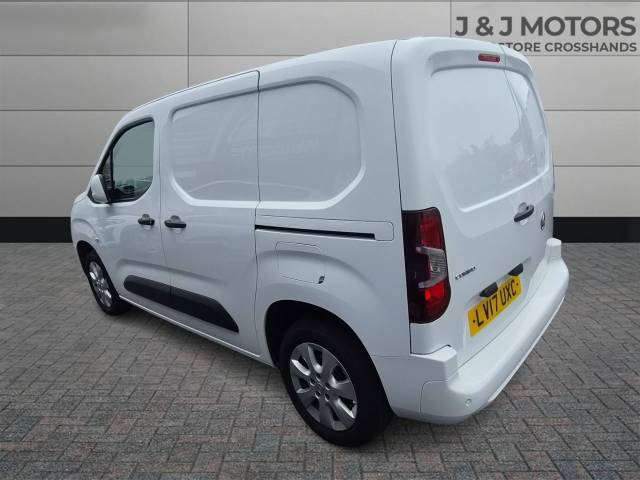 2021 Vauxhall Combo Cargo 2000 1.5 Turbo D 100ps H1 Griffin Van