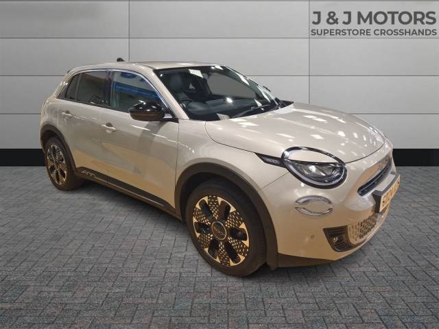Fiat 600 1.2 Hybrid 48V La Prima 5dr eDCT-6 Hatchback Petrol Beige