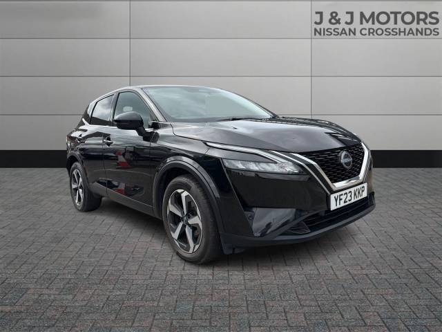 Nissan Qashqai 1.3 DiG-T MH N-Connecta 5dr Hatchback Petrol Black