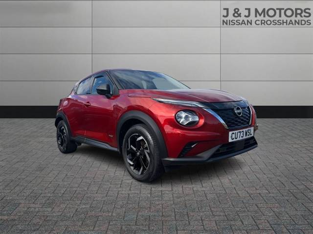 Nissan Juke 1.6 Hybrid N-Connecta 5dr Auto Hatchback Petrol / Electric Hybrid Red