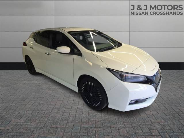 Nissan Leaf 0.0 110kW Shiro 39kWh 5dr Auto Hatchback Electric White